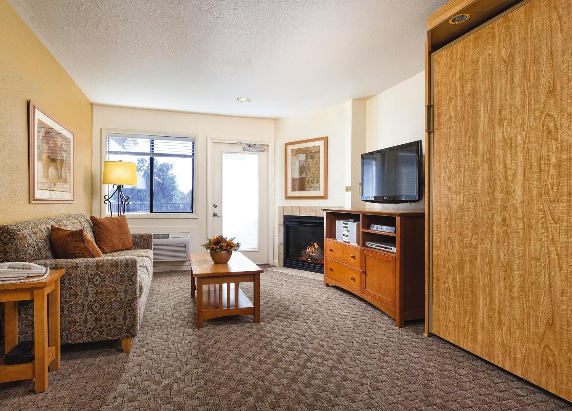 Worldmark Grand Lake Monkey Island Exterior photo