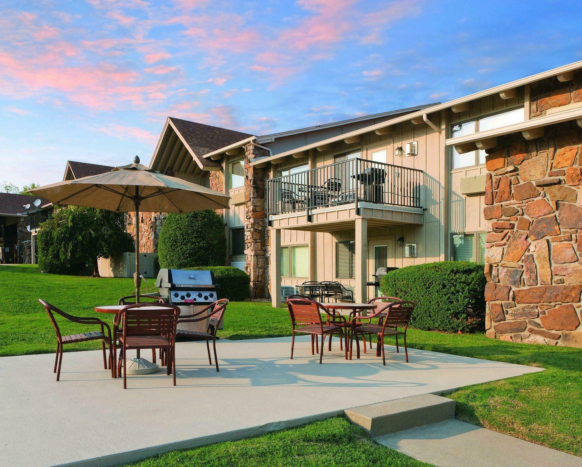 Worldmark Grand Lake Monkey Island Exterior photo